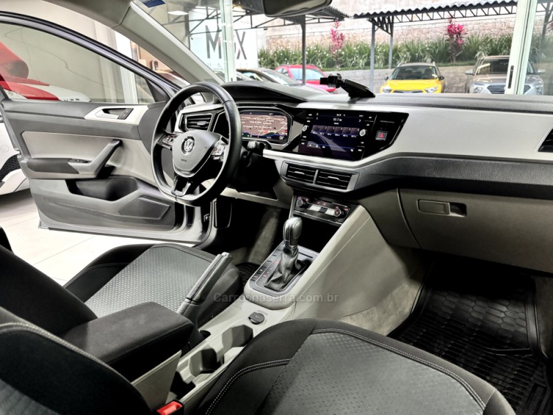 POLO 1.0	200 TSI HIGHLINE AUTOMÁTICO  - 2019 - PORTO ALEGRE