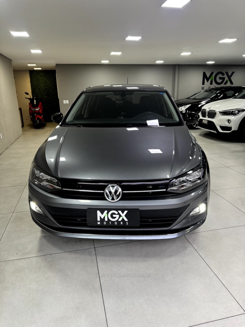 POLO 1.0	200 TSI HIGHLINE AUTOMÁTICO  - 2019 - PORTO ALEGRE