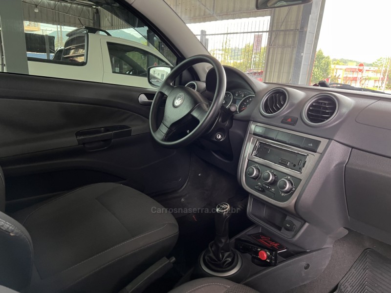 SAVEIRO 1.6 MI TROOPER CE 8V FLEX 2P MANUAL G.V - 2011 - BOM PRINCíPIO