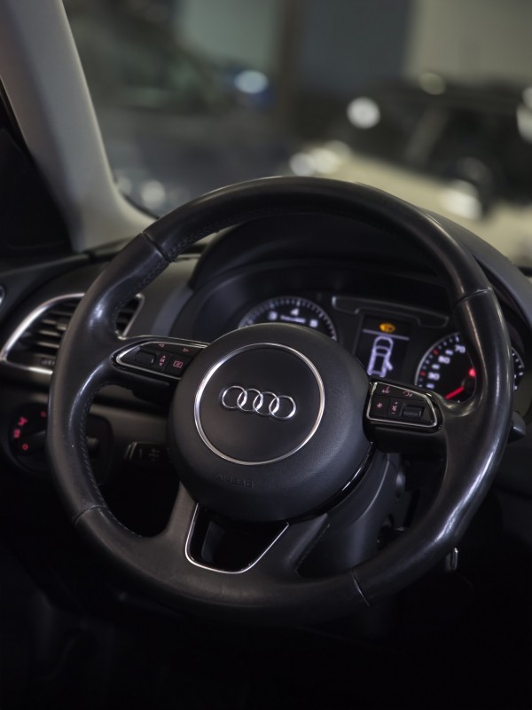 Q3 1.4 TFSI AMBIENTE GASOLINA 4P S TRONIC - 2017 - CAXIAS DO SUL