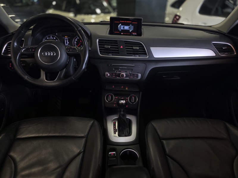 Q3 1.4 TFSI AMBIENTE GASOLINA 4P S TRONIC - 2017 - CAXIAS DO SUL