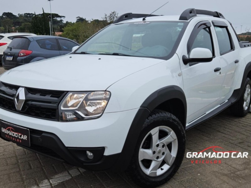 oroch 1.6 16v expression flex 4p manual 2022 canela