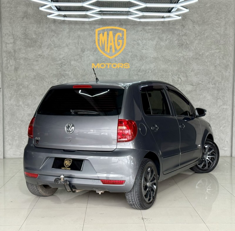 FOX 1.0 MI 8V FLEX 4P MANUAL - 2011 - CAXIAS DO SUL