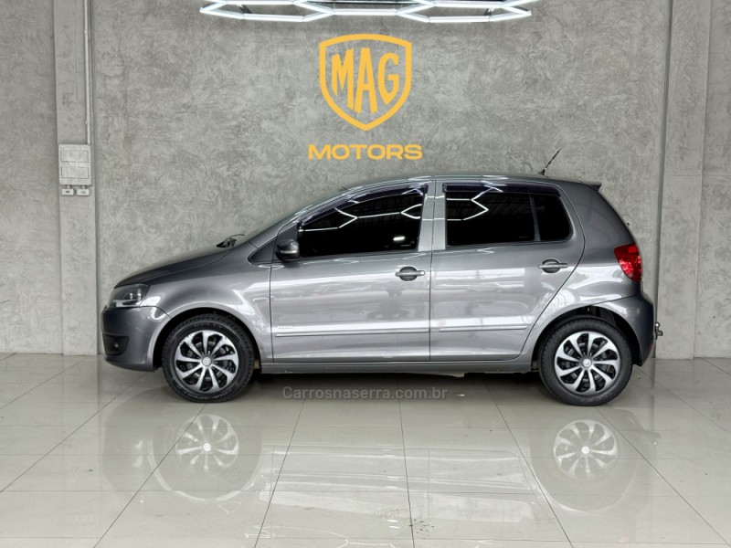 FOX 1.0 MI 8V FLEX 4P MANUAL - 2011 - CAXIAS DO SUL