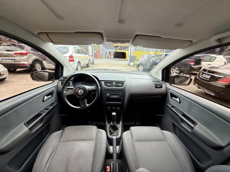 FOX 1.0 MI 8V FLEX 4P MANUAL - 2011 - CAXIAS DO SUL