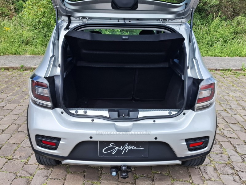 SANDERO 1.6 STEPWAY 16V FLEX 4P AUTOMÁTICO - 2017 - BENTO GONçALVES