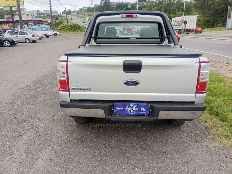 RANGER 2.3 XLT 16V 4X2 CD GASOLINA 4P MANUAL - 2011 - FARROUPILHA