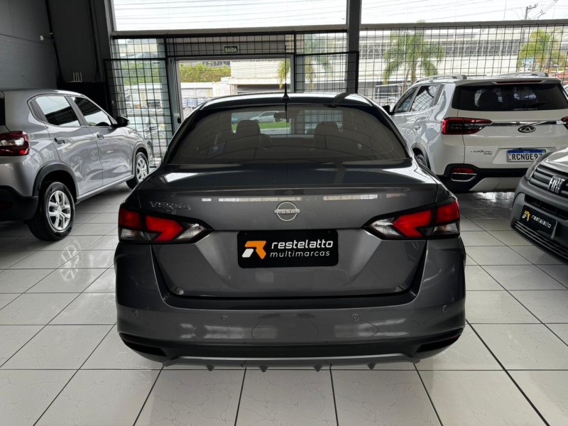 VERSA 1.6 ADVANCE 16V FLEX 4P AUTOMÁTICO - 2024 - CAXIAS DO SUL