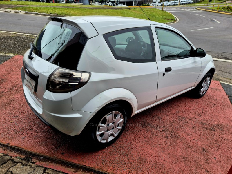 KA 1.0 MPI 8V FLEX 2P MANUAL - 2013 - FARROUPILHA