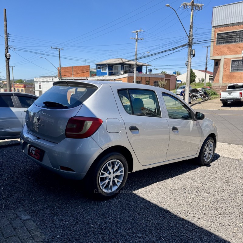 SANDERO 1.0 AUTHENTIQUE 16V FLEX 4P MANUAL - 2015 - NOVO HAMBURGO