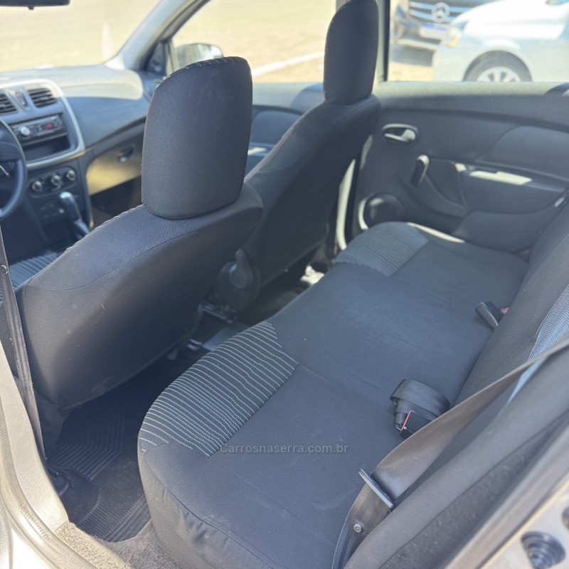 SANDERO 1.0 AUTHENTIQUE 16V FLEX 4P MANUAL - 2015 - NOVO HAMBURGO