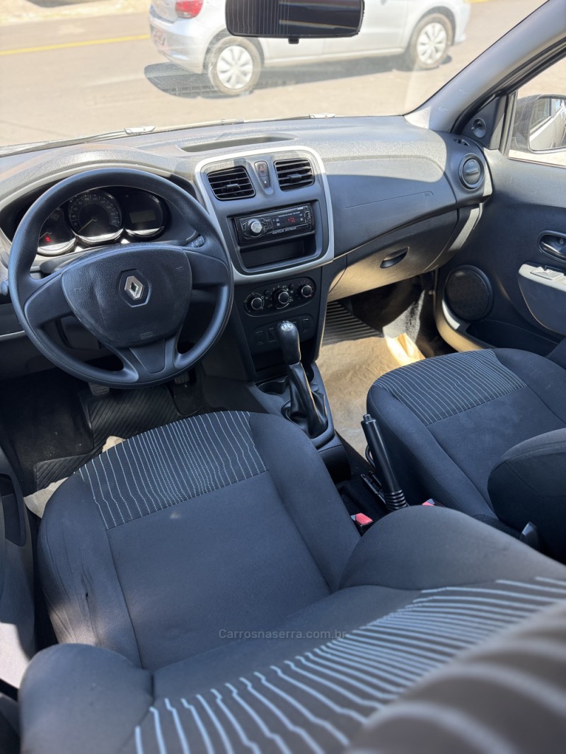 SANDERO 1.0 AUTHENTIQUE 16V FLEX 4P MANUAL - 2015 - NOVO HAMBURGO