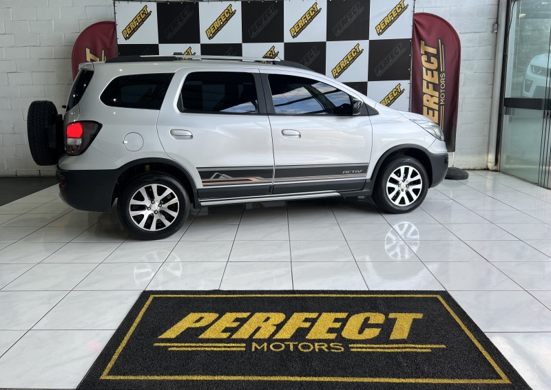 SPIN 1.8 ACTIV 8V FLEX 4P AUTOMÁTICO - 2016 - PORTãO