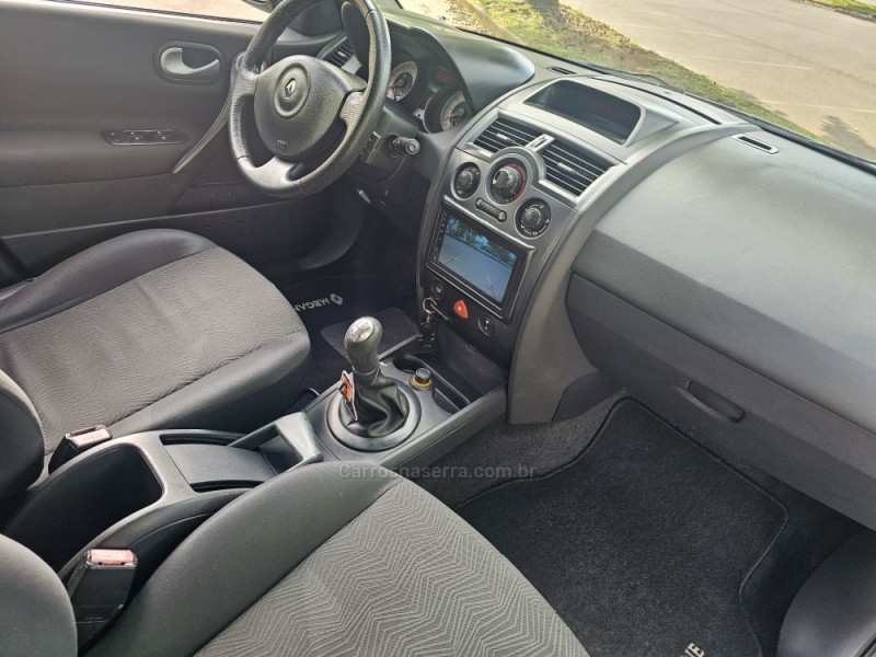 MÉGANE 1.6 EXPRESSION 16V FLEX 4P MANUAL - 2011 - BENTO GONçALVES