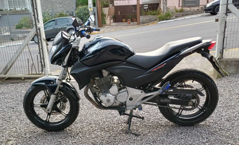CB 300R  - 2012 - FARROUPILHA