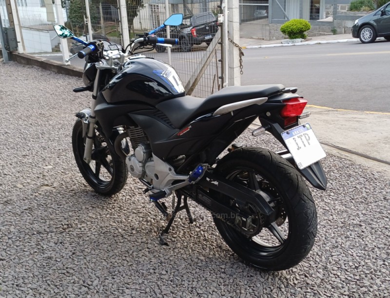 CB 300R  - 2012 - FARROUPILHA