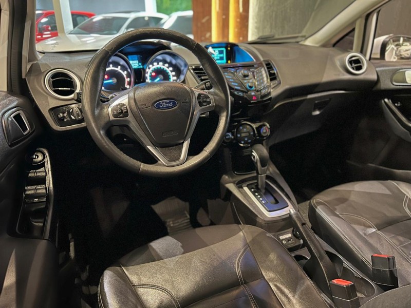 FIESTA 1.6 TITANIUM HATCH 16V FLEX 4P AUTOMÁTICO - 2015 - NOVO HAMBURGO