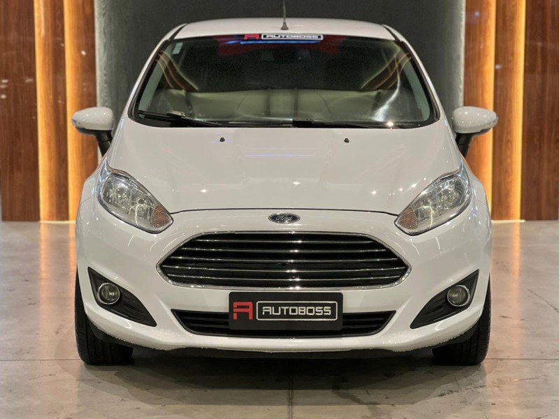 FIESTA 1.6 TITANIUM HATCH 16V FLEX 4P AUTOMÁTICO - 2015 - NOVO HAMBURGO