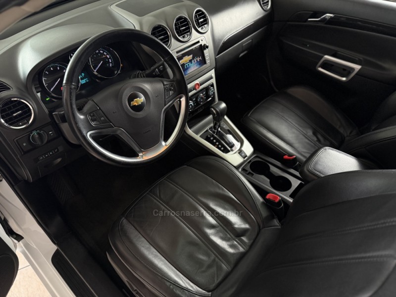 CAPTIVA 2.4 FWD SPORT 16V GASOLINA 4P AUTOMÁTICO - 2015 - GUAPORé