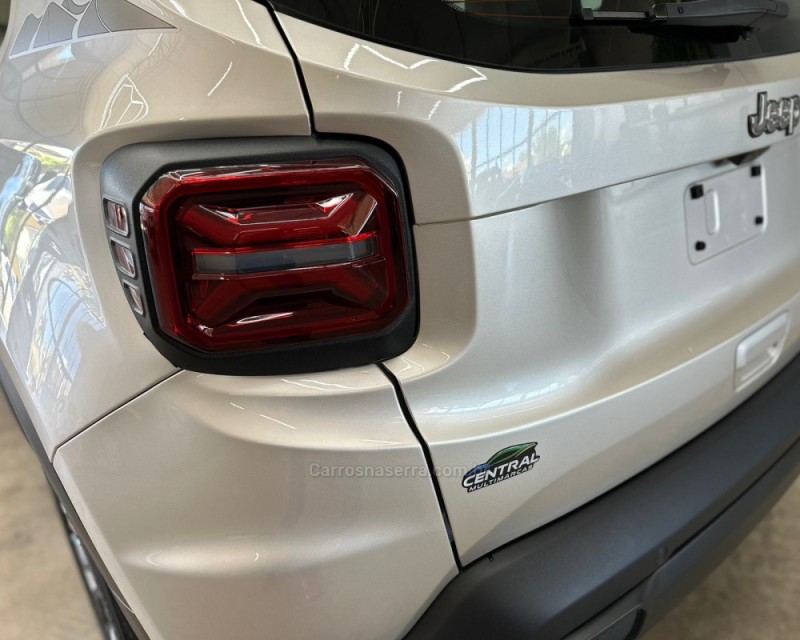 RENEGADE 1.3 16V SAHARA T270 TURBO FLEX 4P AUTOMÁTICO - 2026 - VACARIA