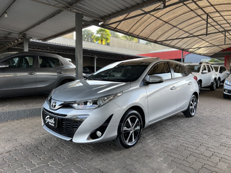 YARIS 1.5 XLS CONNECT 16V FLEX 4P AUTOMÁTICO