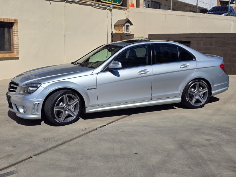 C 63 AMG 6.3 SEDAN V8 GASOLINA 4P AUTOMATICO - 2008 - CAXIAS DO SUL