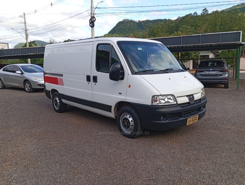 BOXER 2.3 HDI 330 FURGÃO MÉDIO 8V DIESEL 3P MANUAL - 2011 - PICADA CAFé