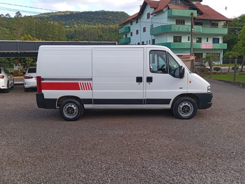 BOXER 2.3 HDI 330 FURGÃO MÉDIO 8V DIESEL 3P MANUAL - 2011 - PICADA CAFé