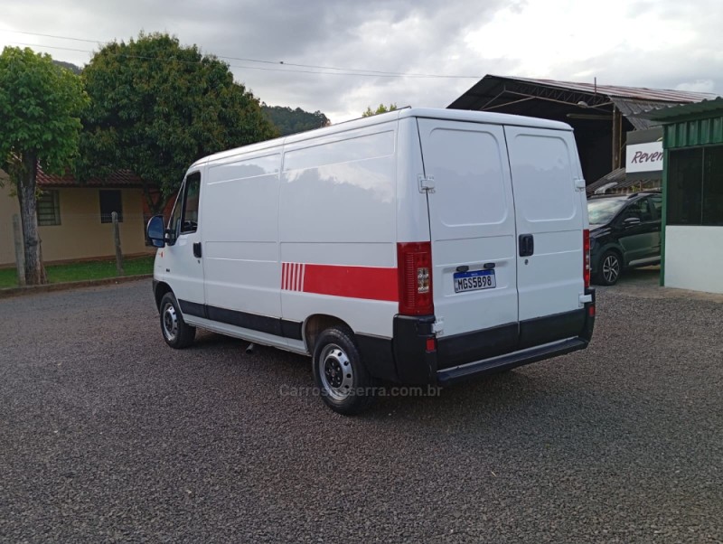 BOXER 2.3 HDI 330 FURGÃO MÉDIO 8V DIESEL 3P MANUAL - 2011 - PICADA CAFé