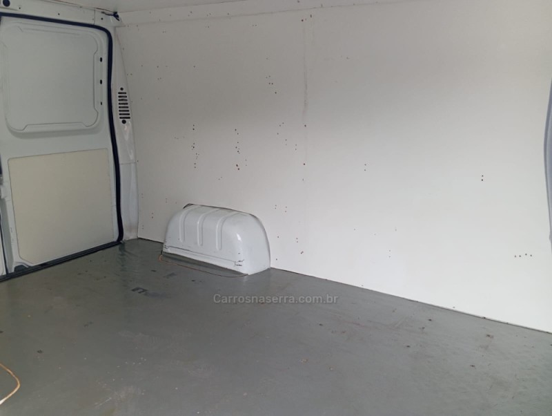 BOXER 2.3 HDI 330 FURGÃO MÉDIO 8V DIESEL 3P MANUAL - 2011 - PICADA CAFé