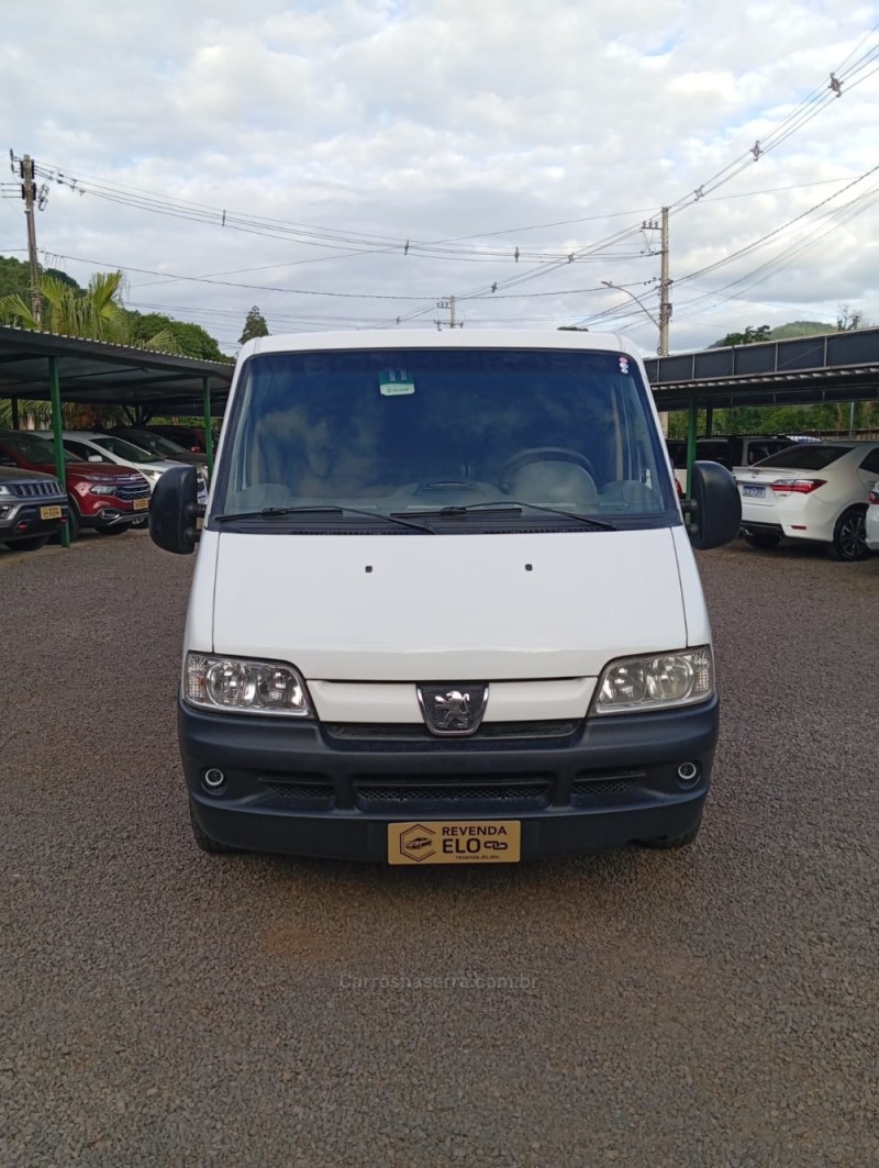 BOXER 2.3 HDI 330 FURGÃO MÉDIO 8V DIESEL 3P MANUAL - 2011 - PICADA CAFé