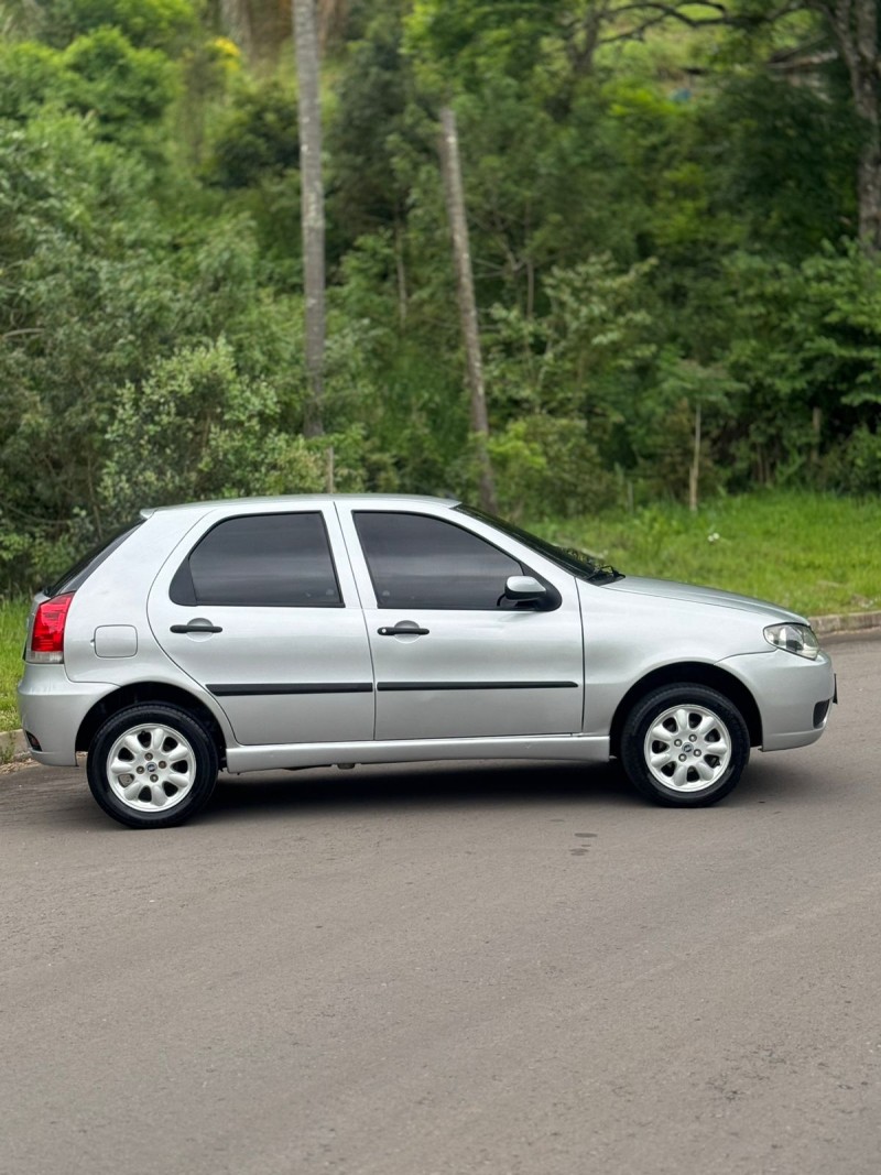 PALIO 1.0 MPI FIRE CELEBRATION 8V FLEX 4P MANUAL - 2009 - BENTO GONçALVES