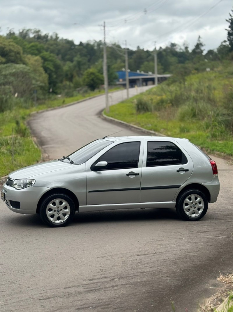 PALIO 1.0 MPI FIRE CELEBRATION 8V FLEX 4P MANUAL - 2009 - BENTO GONçALVES