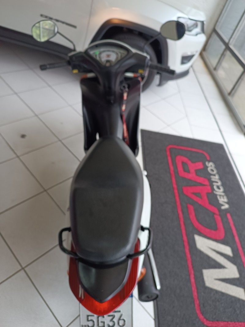 BIZ 100 ES - 2015 - FLORES DA CUNHA