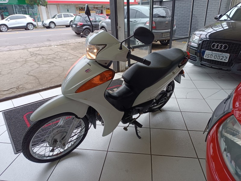 BIZ 100 ES - 2015 - FLORES DA CUNHA