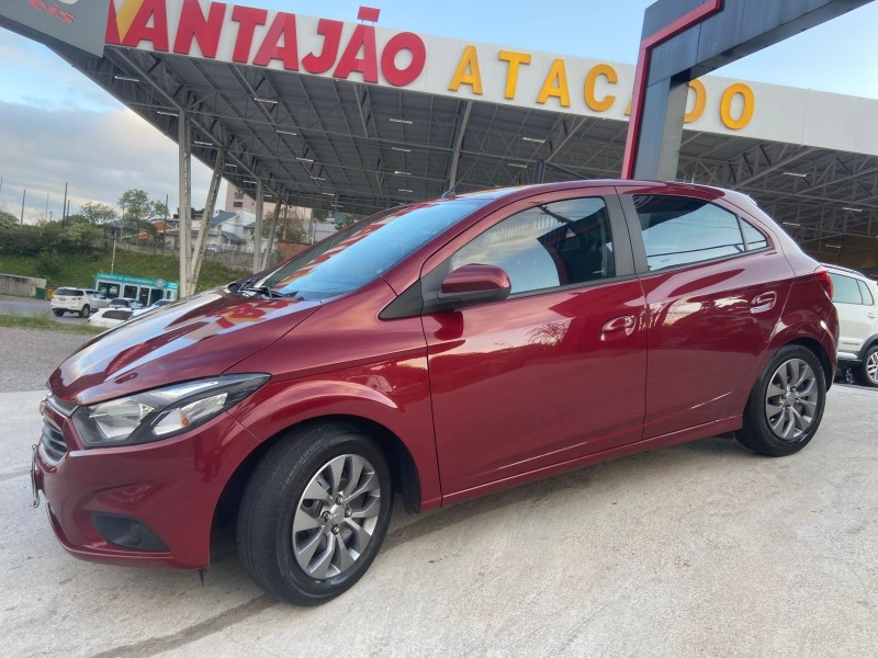 ONIX 1.4 MPFI LT 8V FLEX 4P MANUAL - 2018 - CAXIAS DO SUL