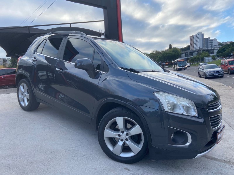 tracker 1.8 mpfi ltz 4x2 16v flex 4p automatico 2014 caxias do sul