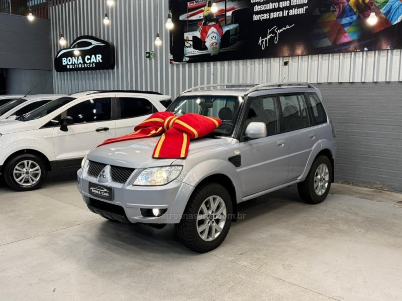 pajero tr4 2.0 4x2 16v 140cv flex 4p automatico 2013 caxias do sul