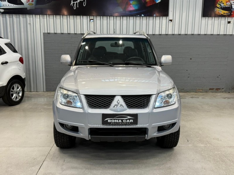 PAJERO TR4 2.0 4X2 16V 140CV FLEX 4P AUTOMÁTICO - 2013 - CAXIAS DO SUL