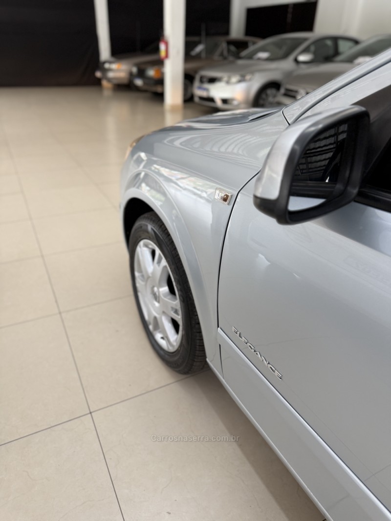 VECTRA 2.0 MPFI ELEGANCE 8V 140CV FLEX 4P MANUAL - 2007 - FARROUPILHA