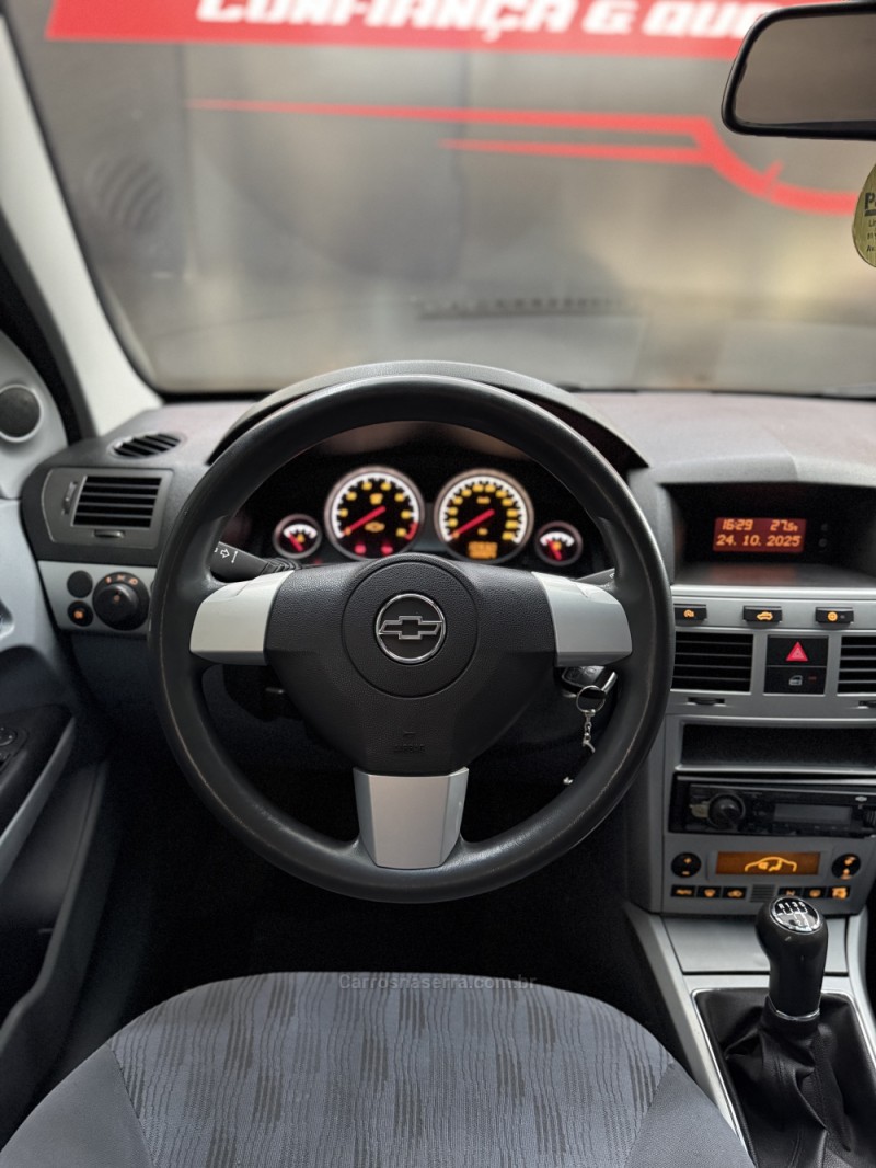 VECTRA 2.0 MPFI ELEGANCE 8V 140CV FLEX 4P MANUAL - 2007 - FARROUPILHA