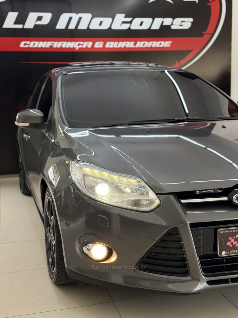 FOCUS 2.0 TITANIUM PLUS 16V FLEX 4P AUTOMÁTICO - 2014 - FARROUPILHA