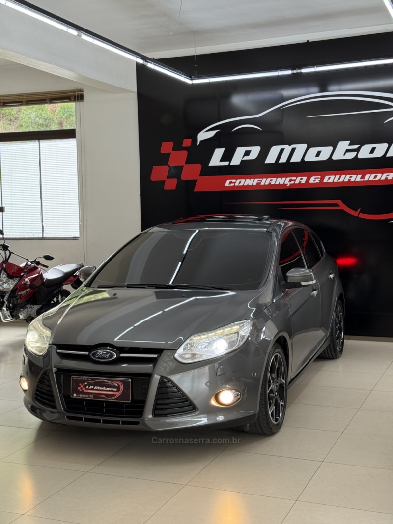 FOCUS 2.0 TITANIUM PLUS 16V FLEX 4P AUTOMÁTICO