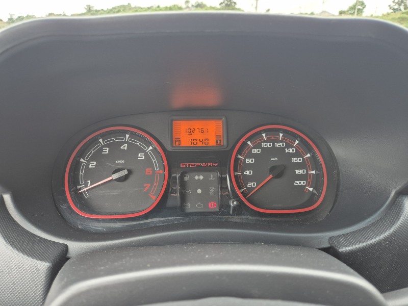 SANDERO 1.6 STEPWAY 8V FLEX 4P MANUAL - 2014 - BENTO GONçALVES