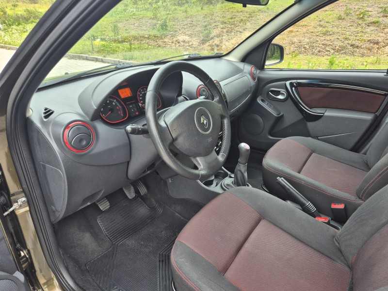 SANDERO 1.6 STEPWAY 8V FLEX 4P MANUAL - 2014 - BENTO GONçALVES