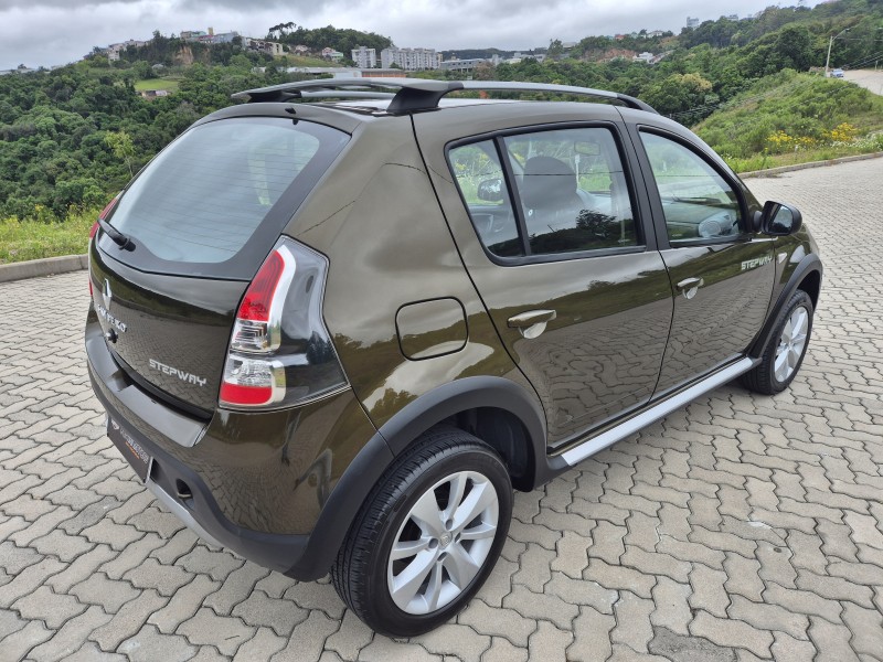 SANDERO 1.6 STEPWAY 8V FLEX 4P MANUAL - 2014 - BENTO GONçALVES