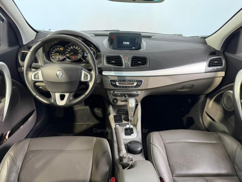 FLUENCE 2.0 PRIVILÉGE 16V FLEX 4P AUTOMÁTICO - 2013 - VACARIA