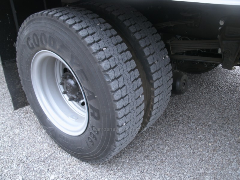 CARGO 1517 TURBO - 2009 - GARIBALDI