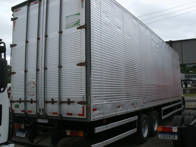 CARGO 2422 E 3 EIXOS - 2012 - GARIBALDI