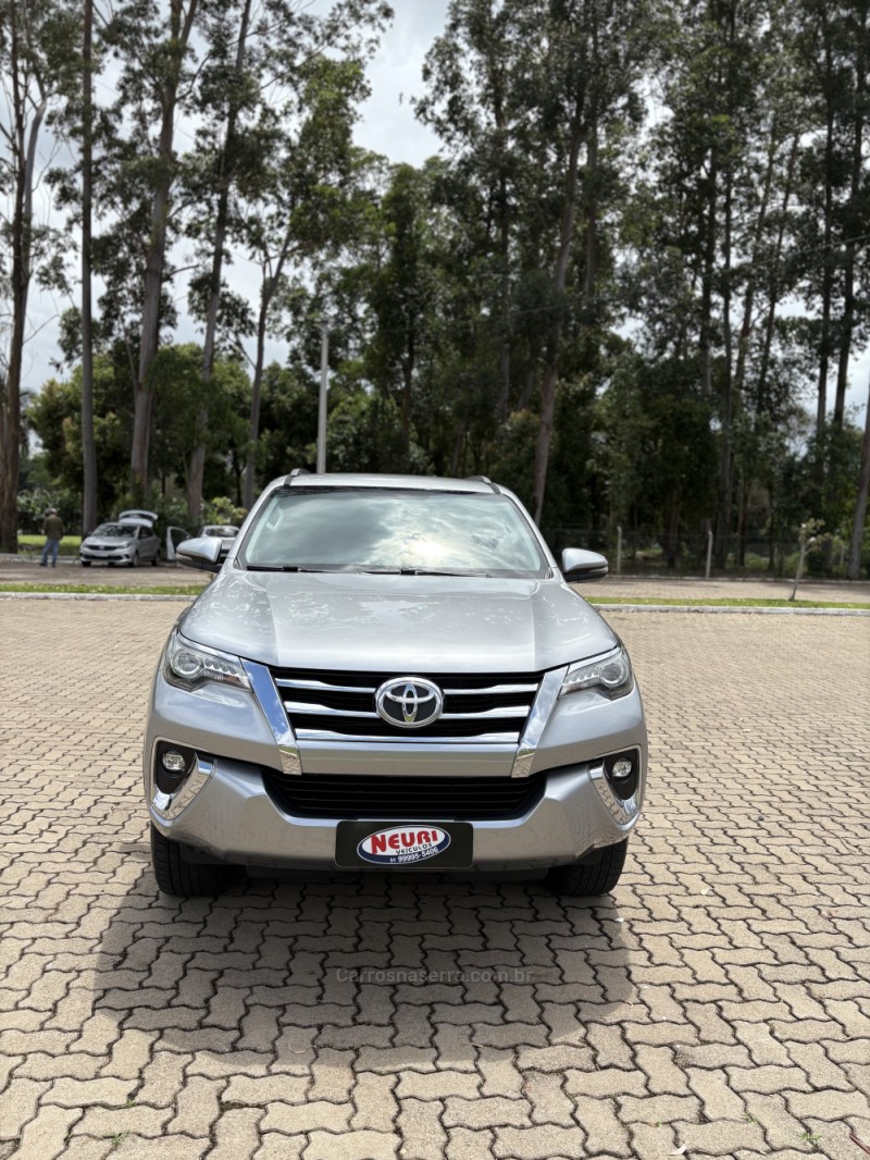 HILUX SW4 2.8 SRX 4X4 16V TURBO INTERCOOLER DIESEL 4P AUTOMÁTICO - 2018 - LAJEADO